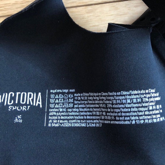 Victoria’s Secret Angel Max Sports Bra - Picture 3 of 3